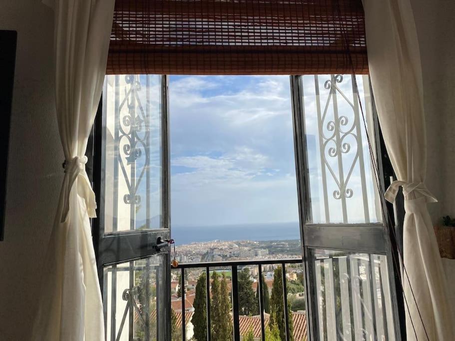 Precioso Apartamento Mandarinos Con Vistas Al Mar Nerja Dış mekan fotoğraf