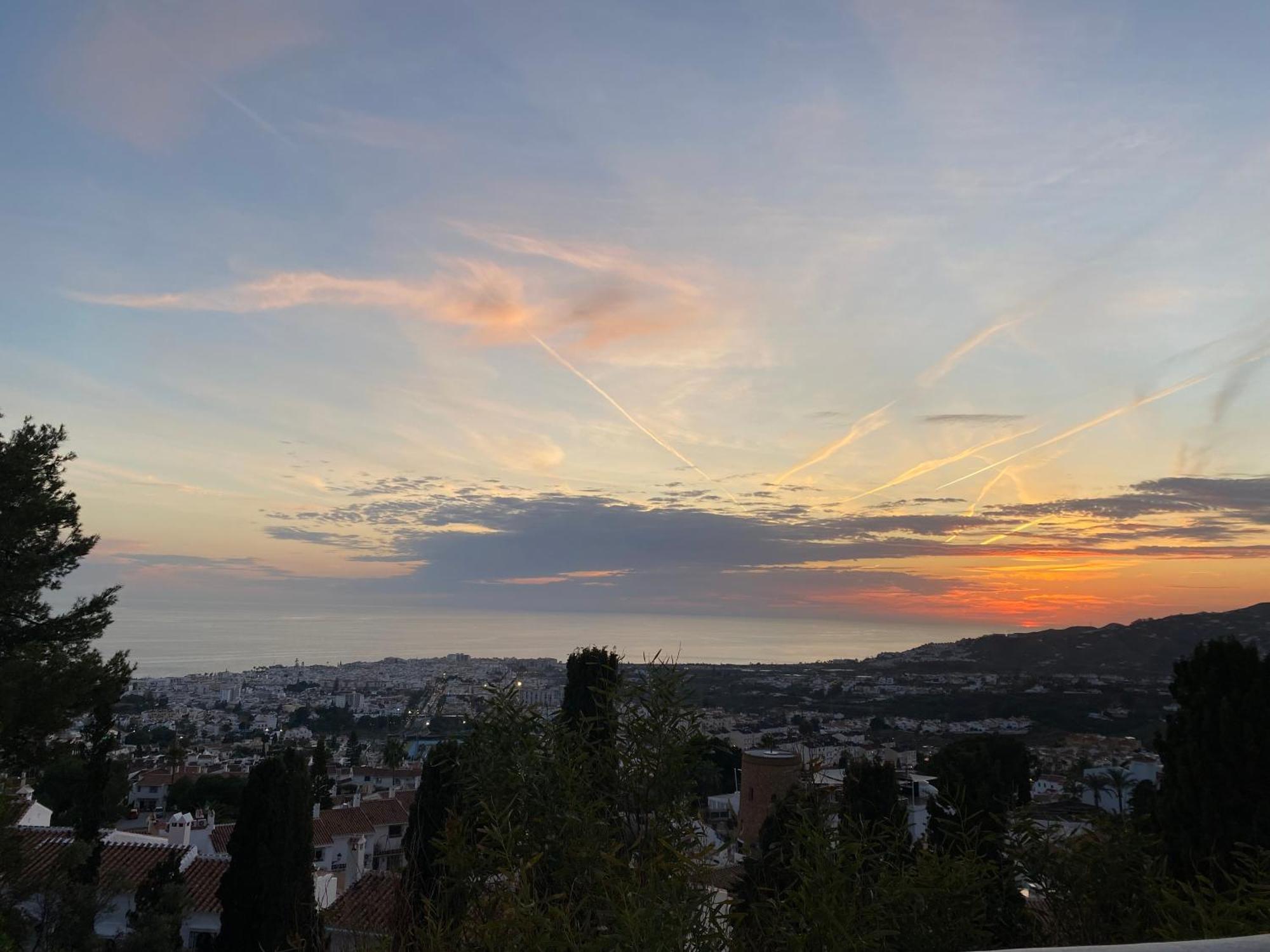 Precioso Apartamento Mandarinos Con Vistas Al Mar Nerja Dış mekan fotoğraf