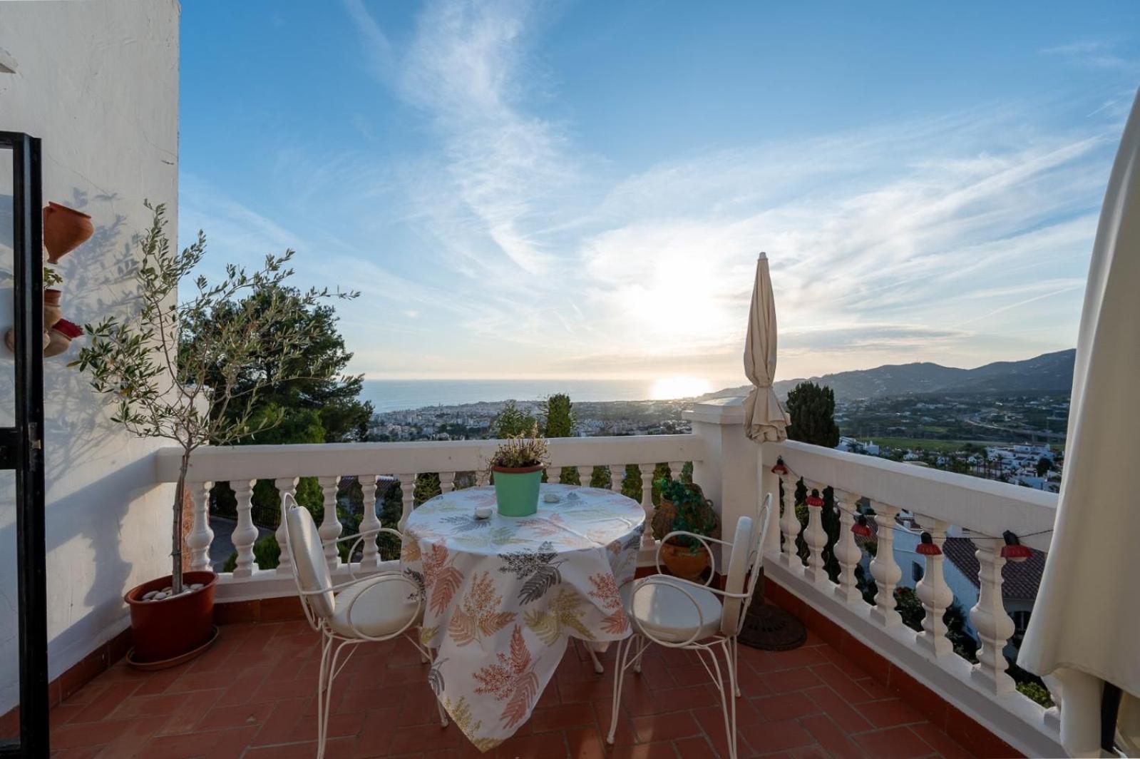 Precioso Apartamento Mandarinos Con Vistas Al Mar Nerja Dış mekan fotoğraf